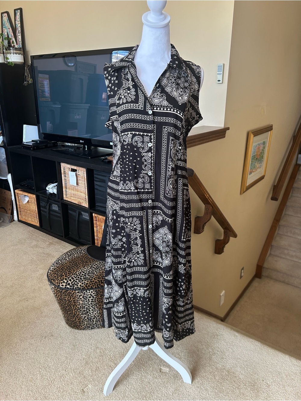 Sleeveless Collar Black Paisley button down Tie Waist Maxi Dress flowy/ western